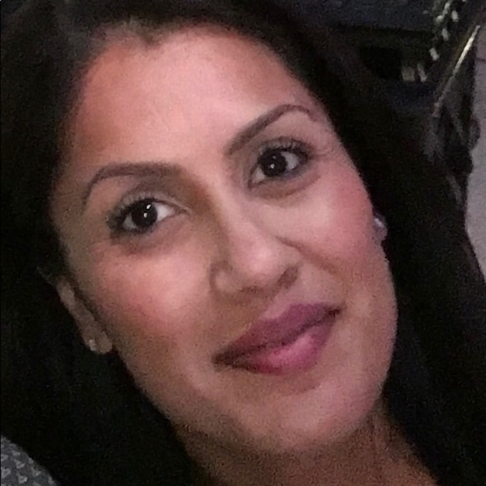 Meet your Posher, Parveen